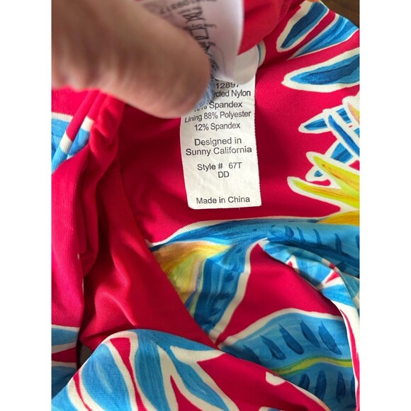 Sunsets Two Piece Red Floral Swimsuit w/Keyhole Removable Pads Size 16 / DD - Picture 8 of 10